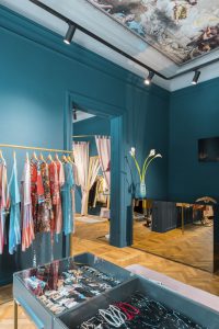 design interior magazin de haine pentru femei Moldova Chisinau